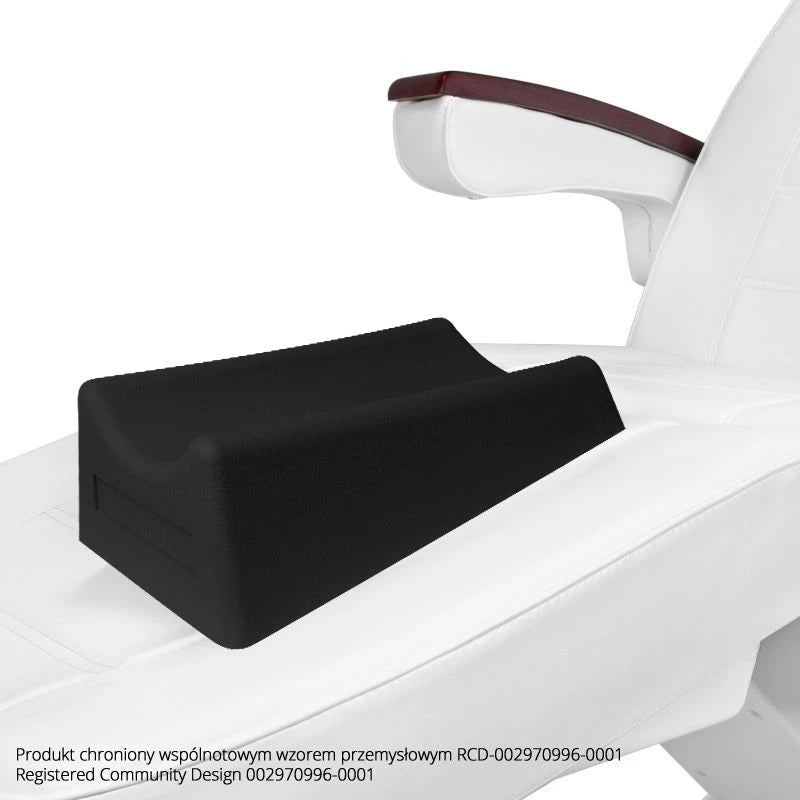 PEDICURE FOOTREST Black
