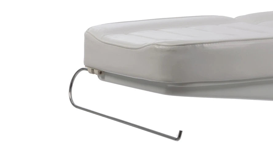 CLAVI Three-Motor White Cosmetology Bed