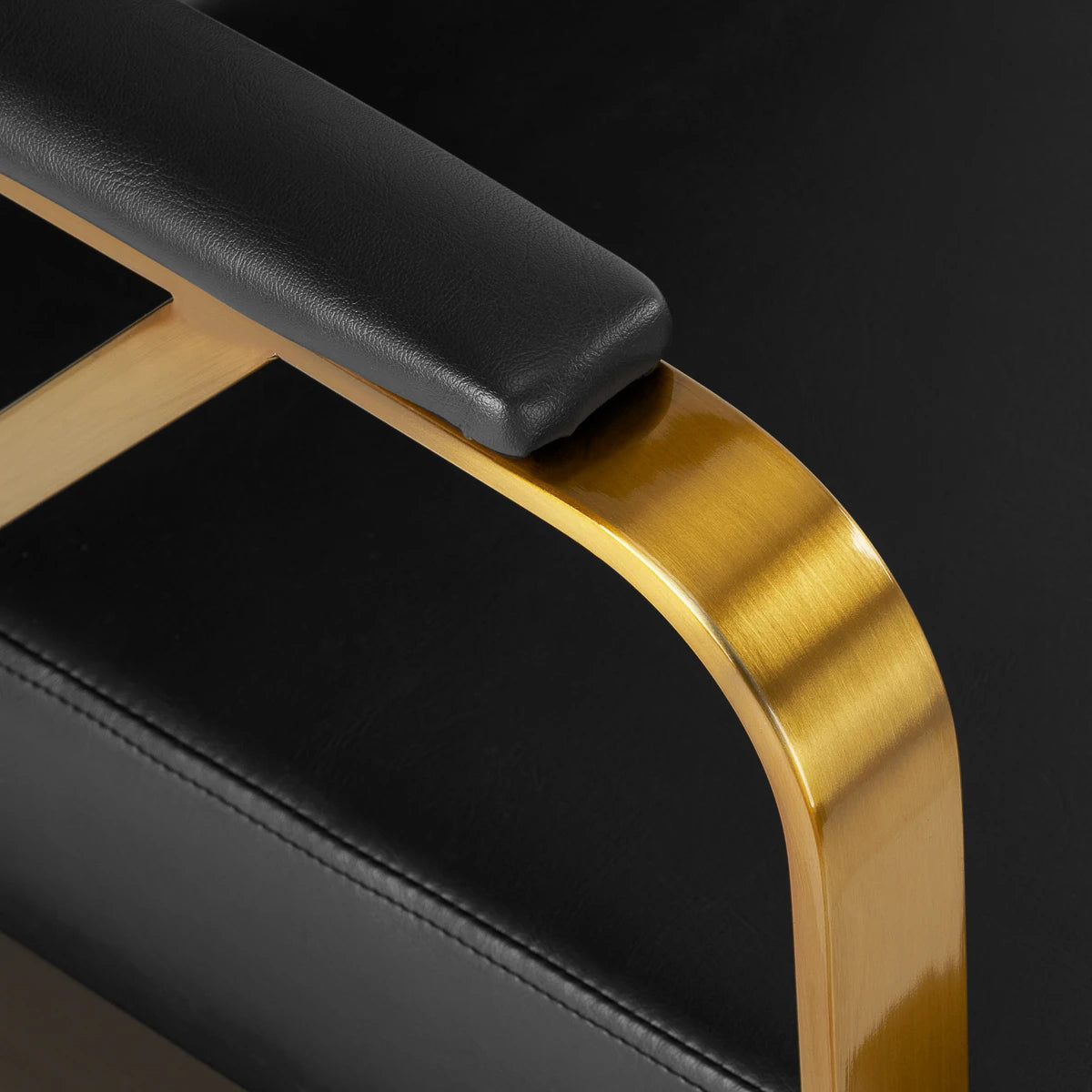 Hairdressing chair Gabbiano Genua golden black