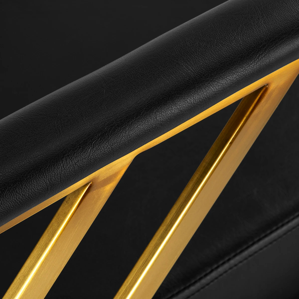 Hairdressing chair Gabbiano Genua golden black