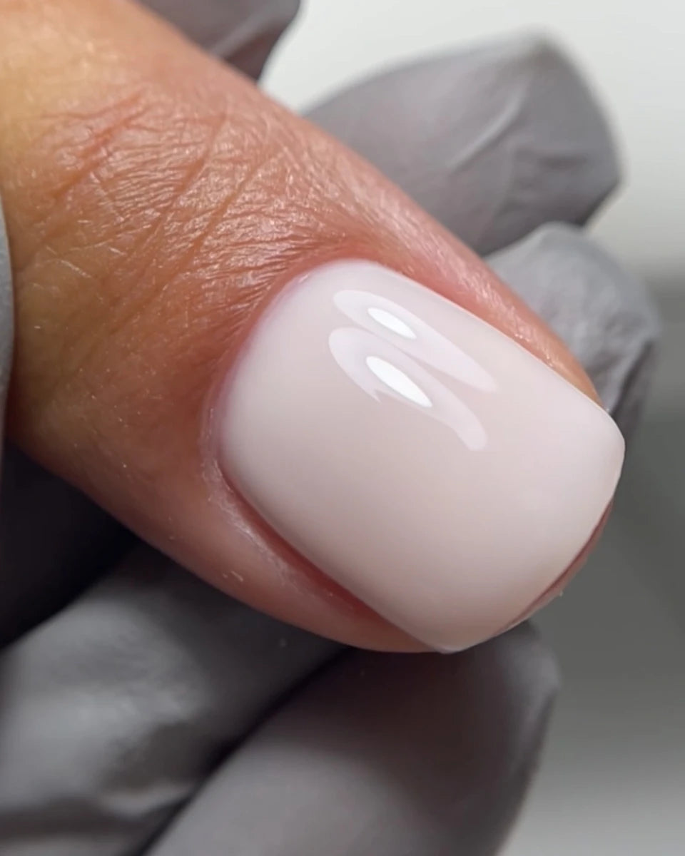 DARK by Rior Medium Gel №18, 15 ml (ilman sivellintä)